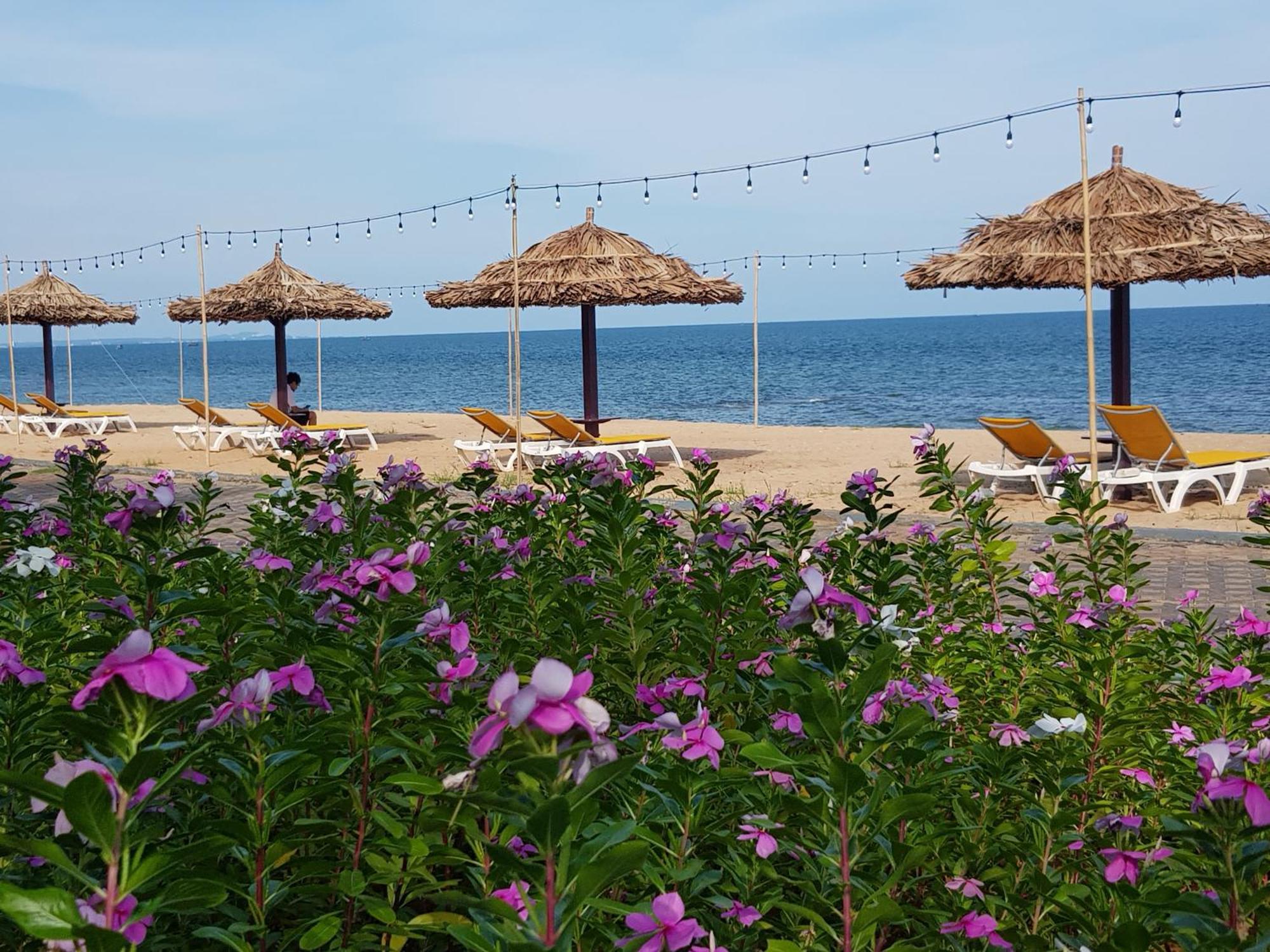 Oceanami Resort Sea View Лонгхай Экстерьер фото